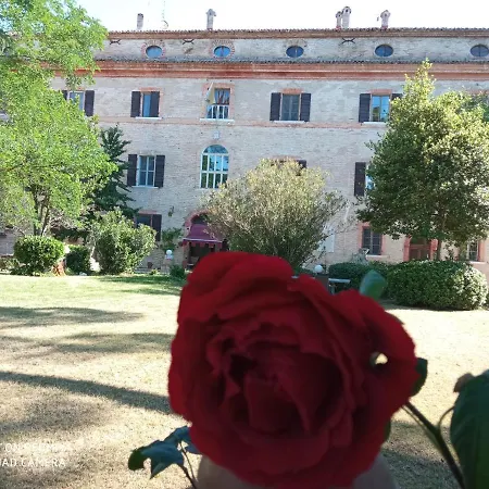 Bed & Breakfast Palazzo 100 Finestre D'annunzio *